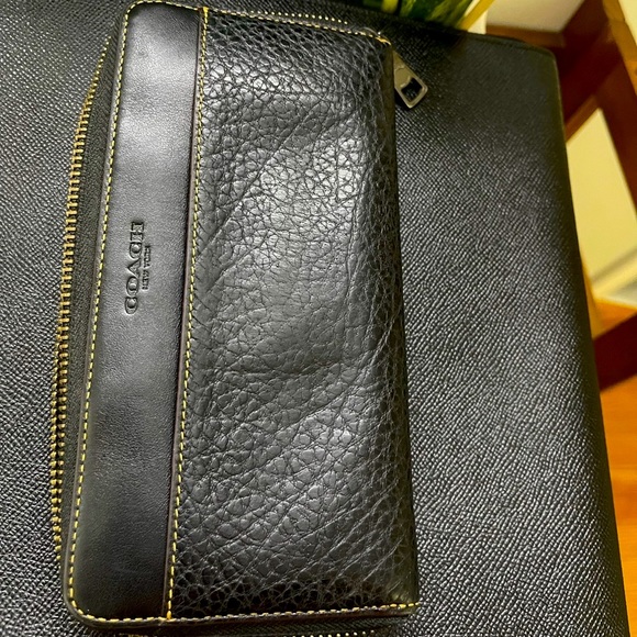 Coach - medium sized accordion wallet - Picture 5 of 9